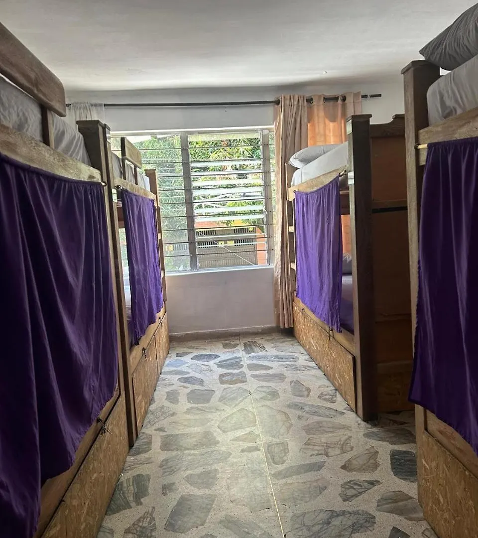 Guest house Almanik Viajero Hostel Medellin Colombia