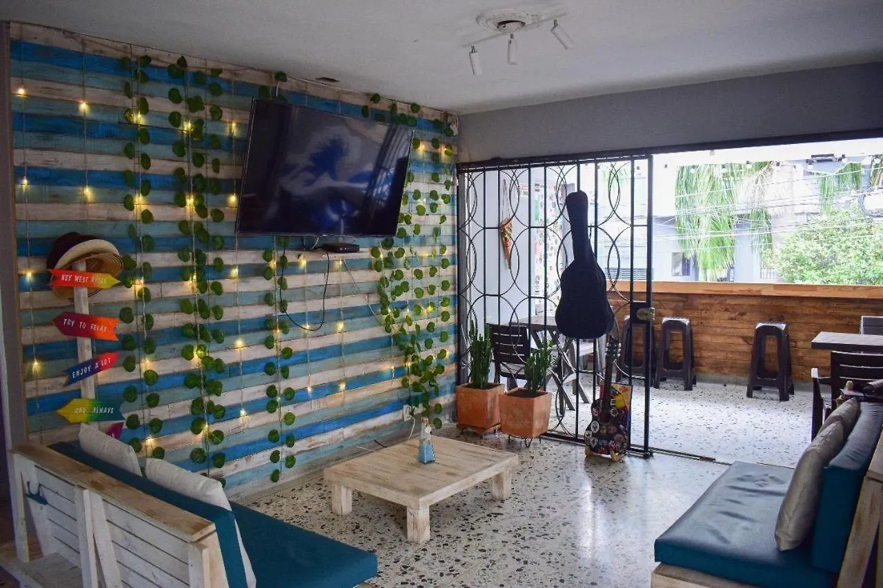 Almanik Viajero Hostel Medellin Guest house